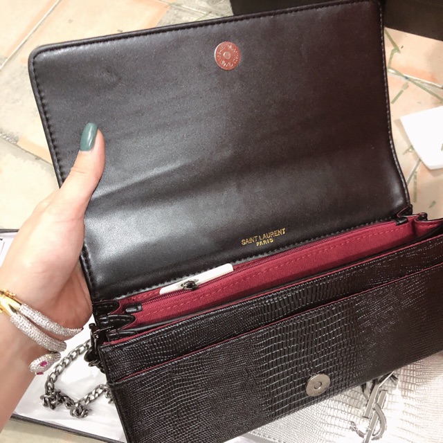 Túi ví nắp gập thời trang