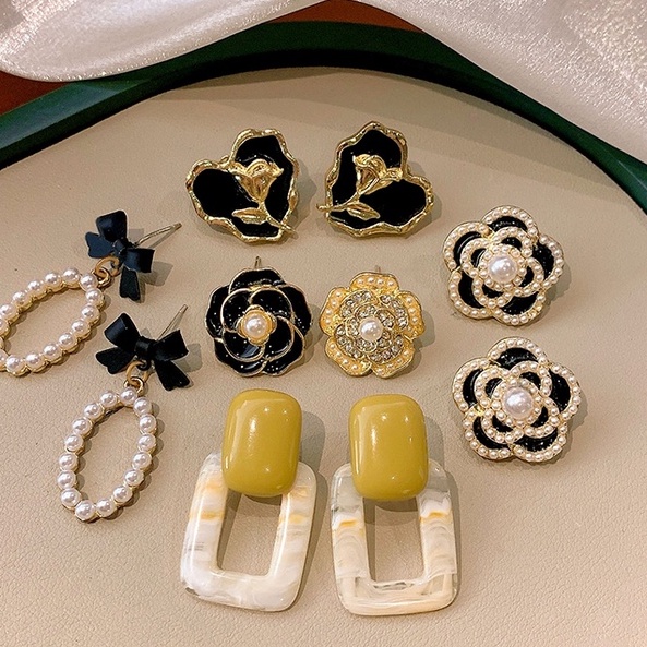 Đôi Khuyên Tai Ngọc Trai Thời Trang Hàn Quốc