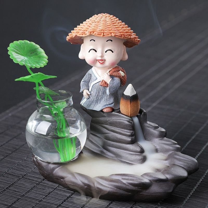 Thác Khói Trầm Hương - Sư Tiểu Nón lá chọn mẫu - Tặng 10 nụ trầm