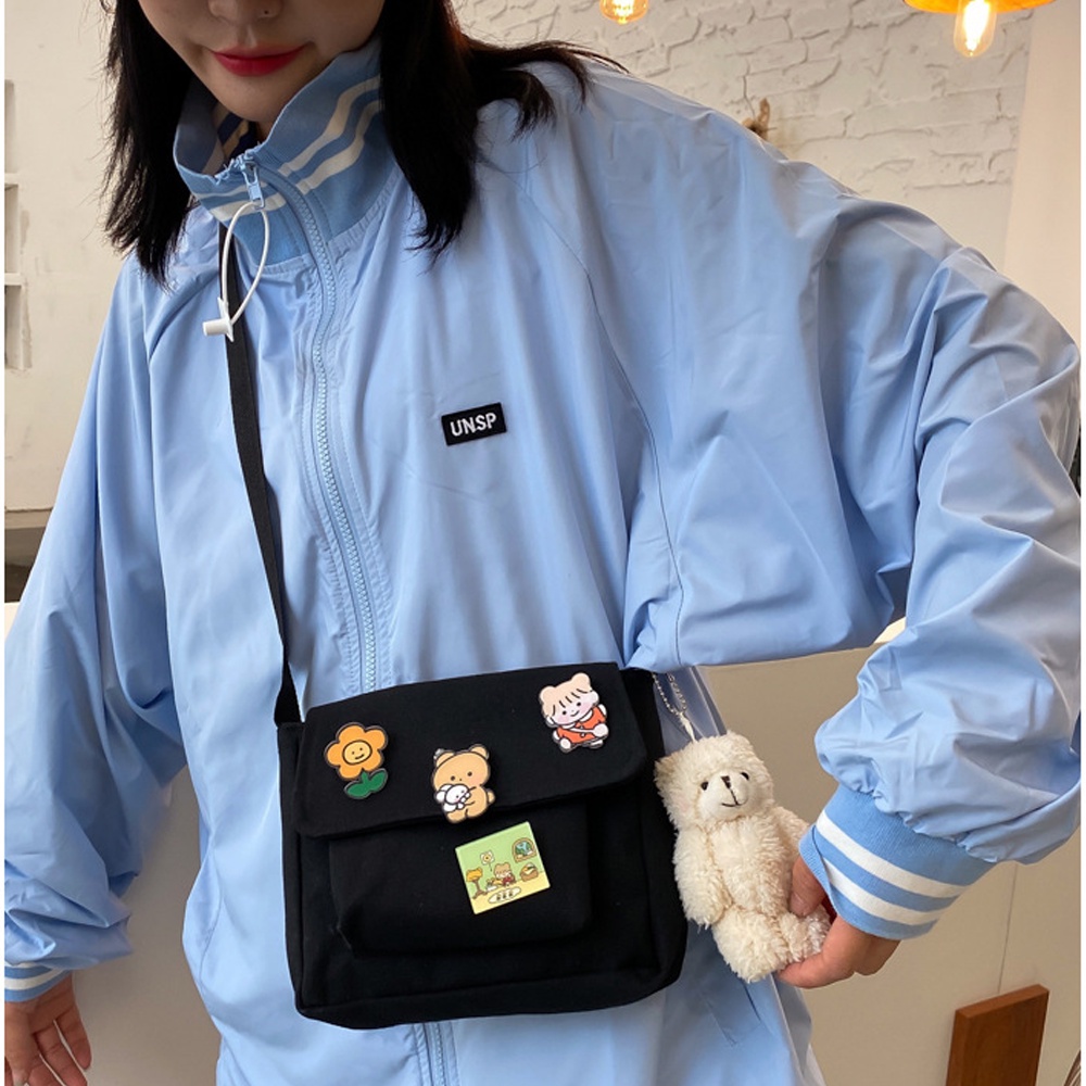 Túi Đeo Chéo Nữ Mini Chất Liệu Vải Canvas Nhiều Ngăn Kèm Sticker Cá Tính Đi Học Đi Chơi Phong Cách Hàn Quốc