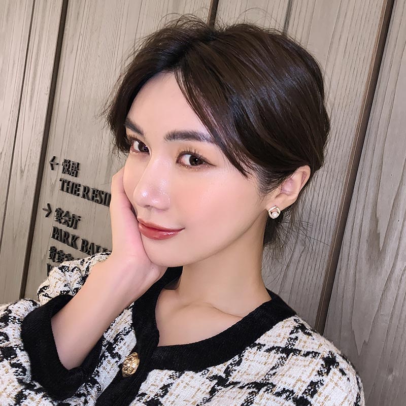 Khuyên Tai Hình Vuông Đính Ngọc Trai Thời Trang Cho Nữ