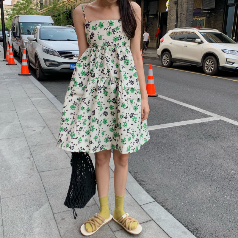 Đầm hai dây dáng chữ A họa tiết hoa xinh xắn thời trang cho nữ | BigBuy360 - bigbuy360.vn