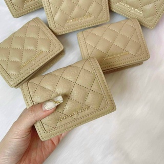 Ví mini trần dây xích đeo charles and keith