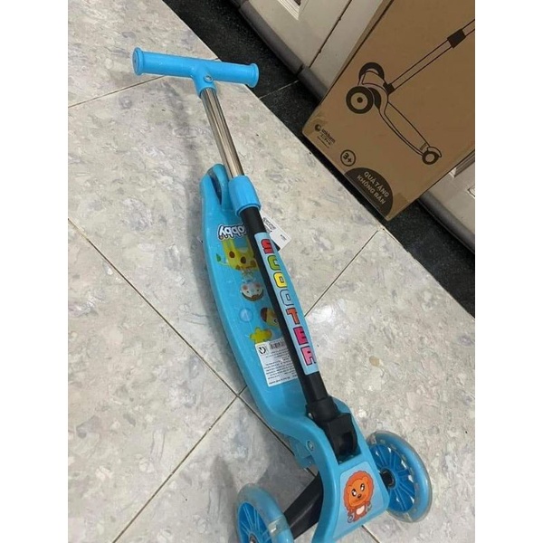 XE TRƯỢT SCOOTER NHỰA  CÓ ĐÈN PHÁT SÁNG CHO BÉ