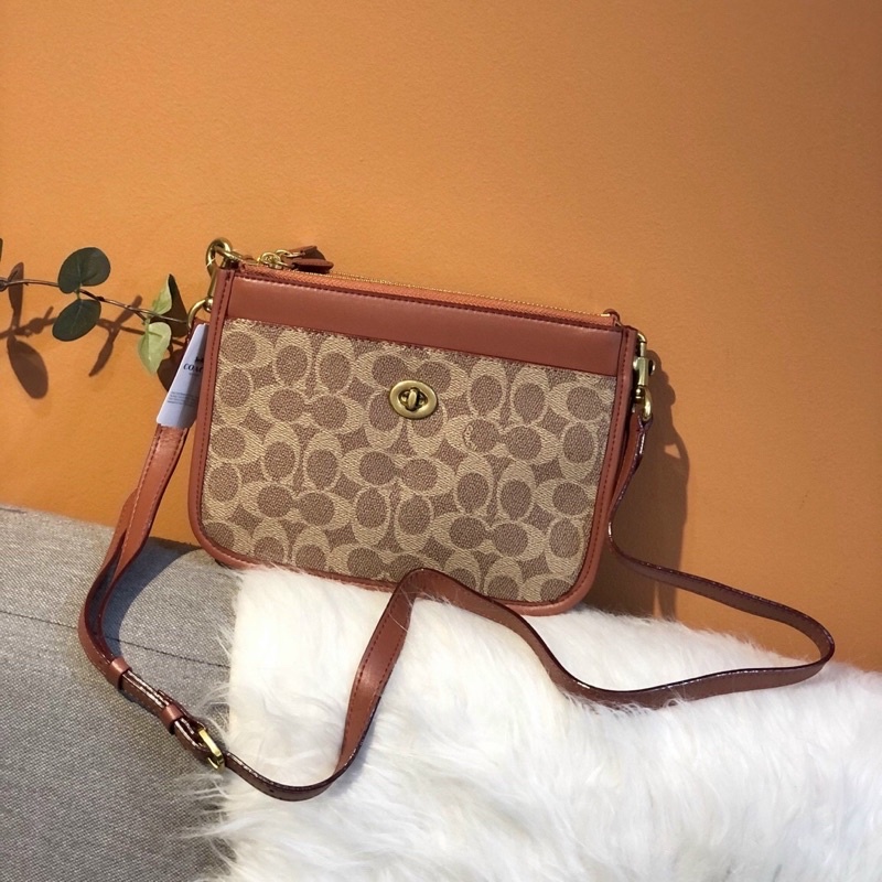 TÚI COACH SLIM TURNLOCK C6663
