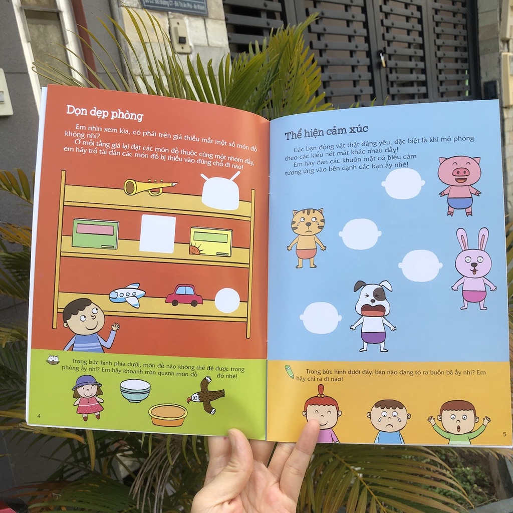 Sách Bóc Dán Thông Minh Sticker Cho Bé Từ 3 Tuổi - Chủ Đề Phát Triển Tư Duy