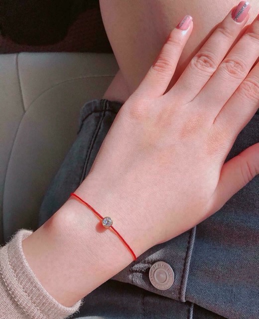 Vòng tay chỉ đỏ kim tiền thái lan