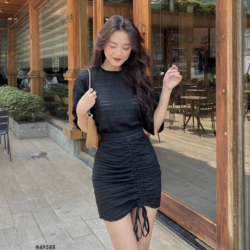 Set Áo Trơn - Váy Rút Dây- Vải Xốp Ren