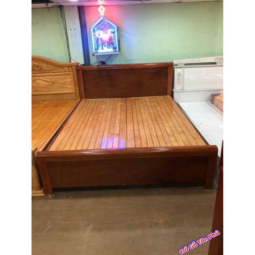Giường ngủ đẹp gỗ xoan đào dát phản kẻ chỉ 1m6 – 1m8*2m