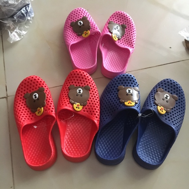 SHOP XẢ HÀNG NÊN KHÁCH NHẮN XEM CÒN SZ KHÔNG NHÉ. Sục cho bé