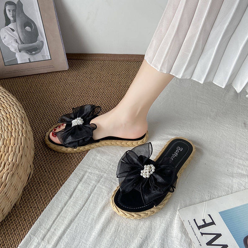 Dép Đi Biển Đế Bệt Đính Nơ Và Ngọc Trai Phong Cách Mới