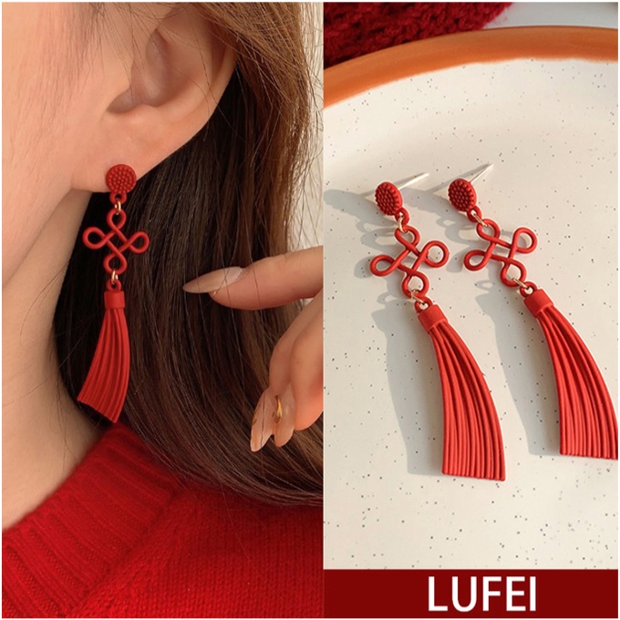 Khuyên tai màu đỏ phong cách Trung Hoa cổ điển mừng năm mới