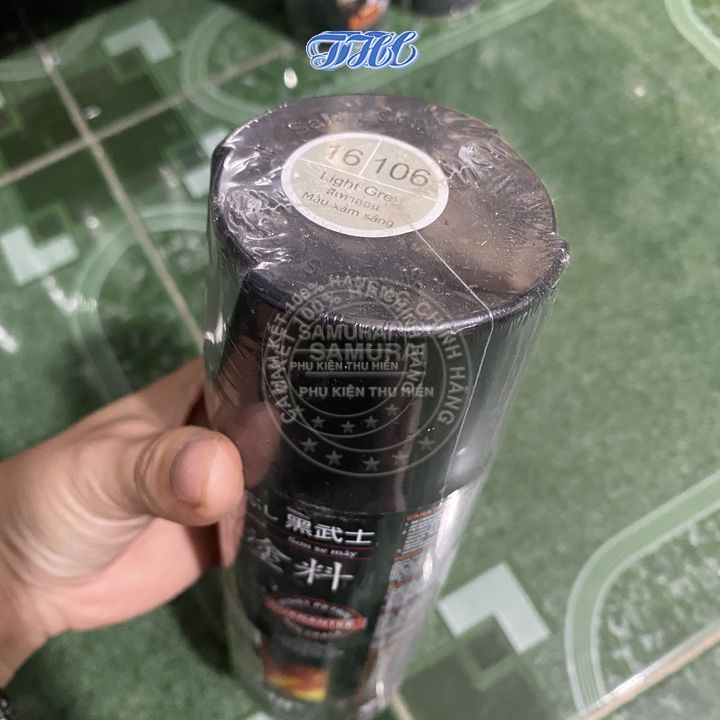 Combo 4 chai sơn samurai 16/106 Màu xám sáng gồm: uch210 - 2/102 - 16/106 - k1k - giấy nhám p800