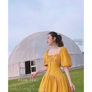 Đầm xòe vàng cổ vuông tay bồng!