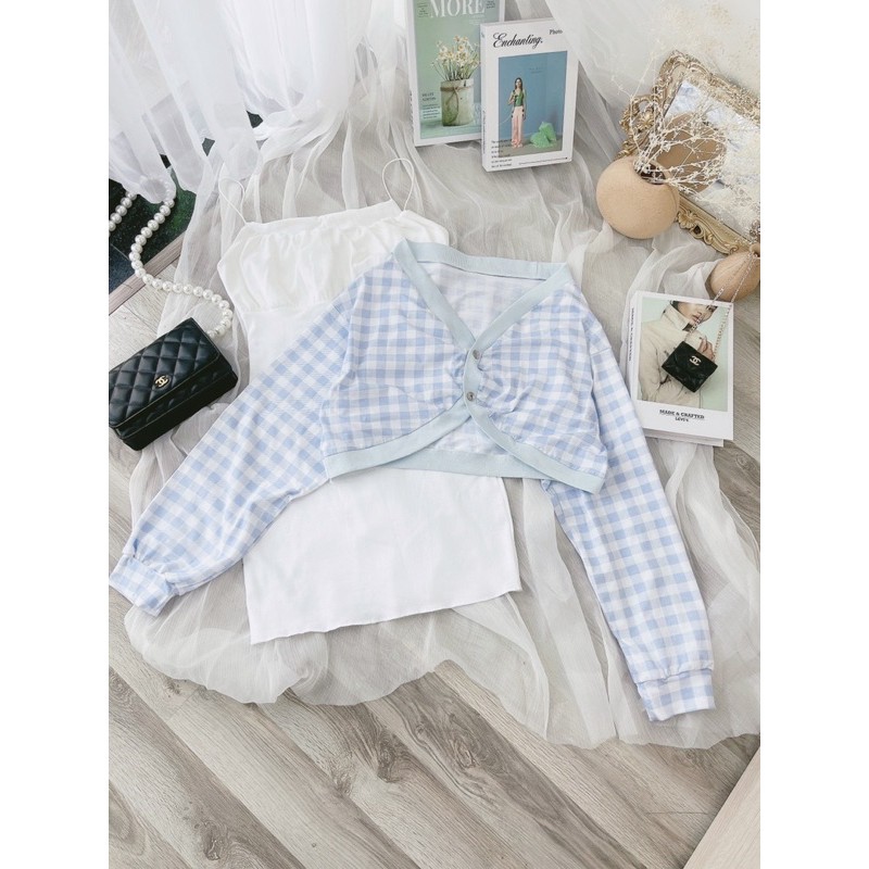 Set đầm 2 dây trắng nhún ngực kèm áo croptop khoác caro xanh biển | BigBuy360 - bigbuy360.vn