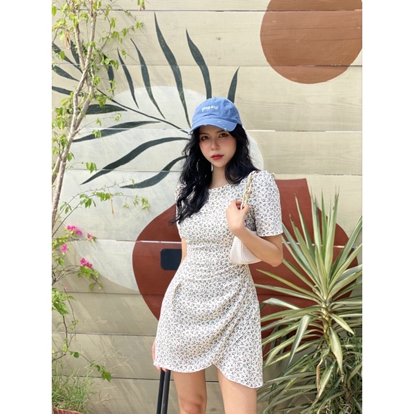 Đầm giao vạt tay bồng nhẹ hoạ tiết hoa nhí - Annie dress