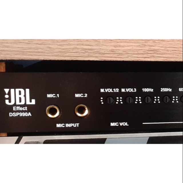 Vang JBL DSP 990A