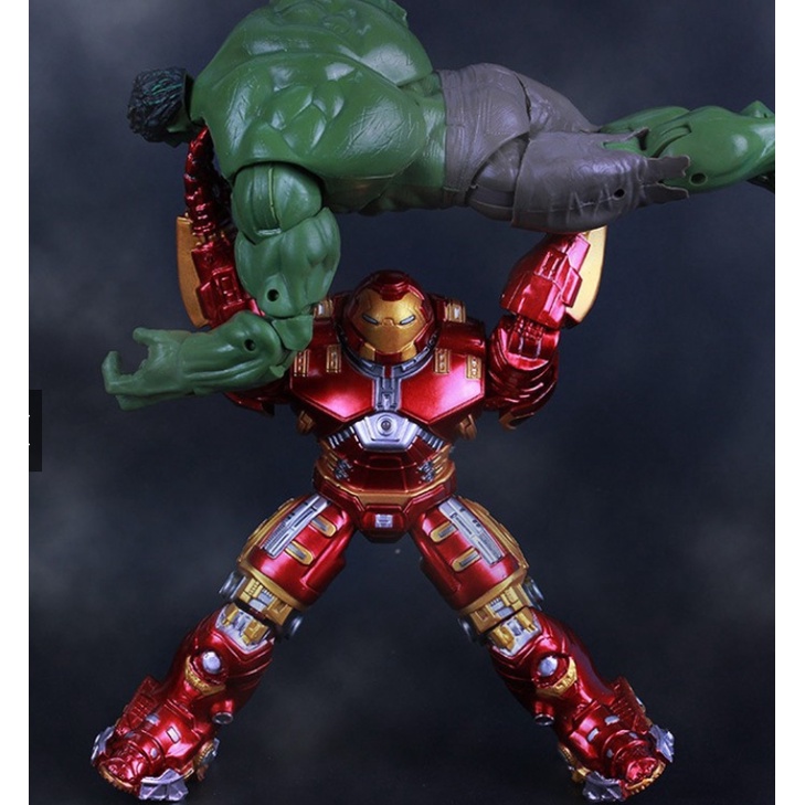 Mô hình nhân vật siêu anh hùng Người Sắt trong phim Avengers