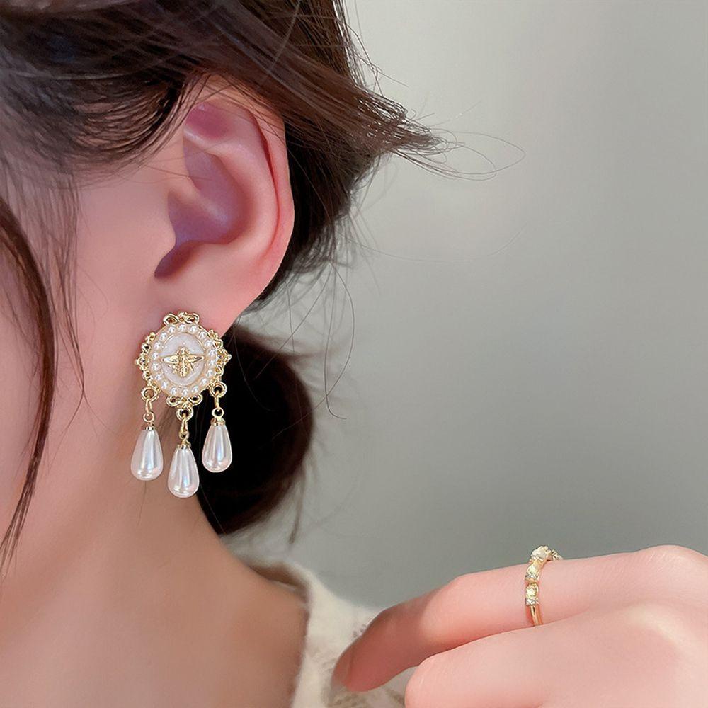Bông Tai Dáng Dài Hình Giọt Nước Họa Tiết Ong Thanh Lịch Cho Nữ