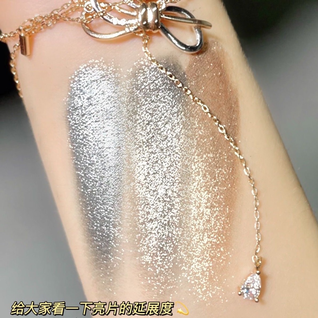 Bảng Phấn Mắt 12 Màu Lì Và Ánh Nhũ Kết Hợp Trang Điểm Kháng Nước Và Lâu Trôi