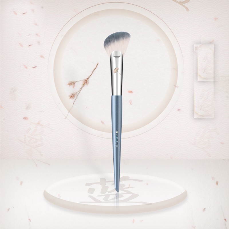 Cọ Tạo Khối - Má Hồng LADES L44