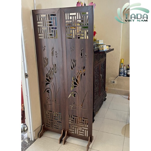 Vách bình phong ngăn phòng hoa văn sen truyền thống chất liệu gỗ MDF phủ Melamin cao cấp