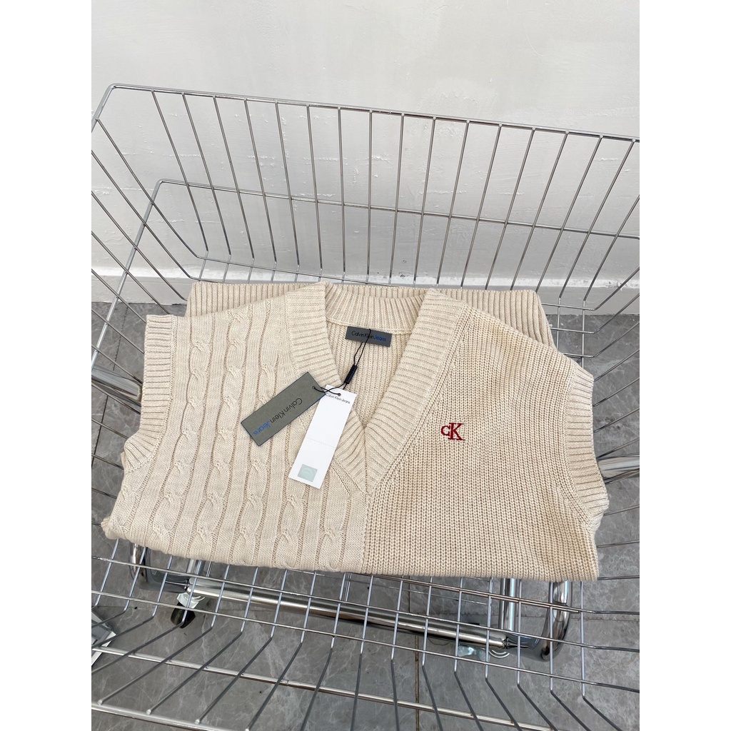One Áo Sweater Dệt Kim Không Tay Cổ Chữ V Thời Trang