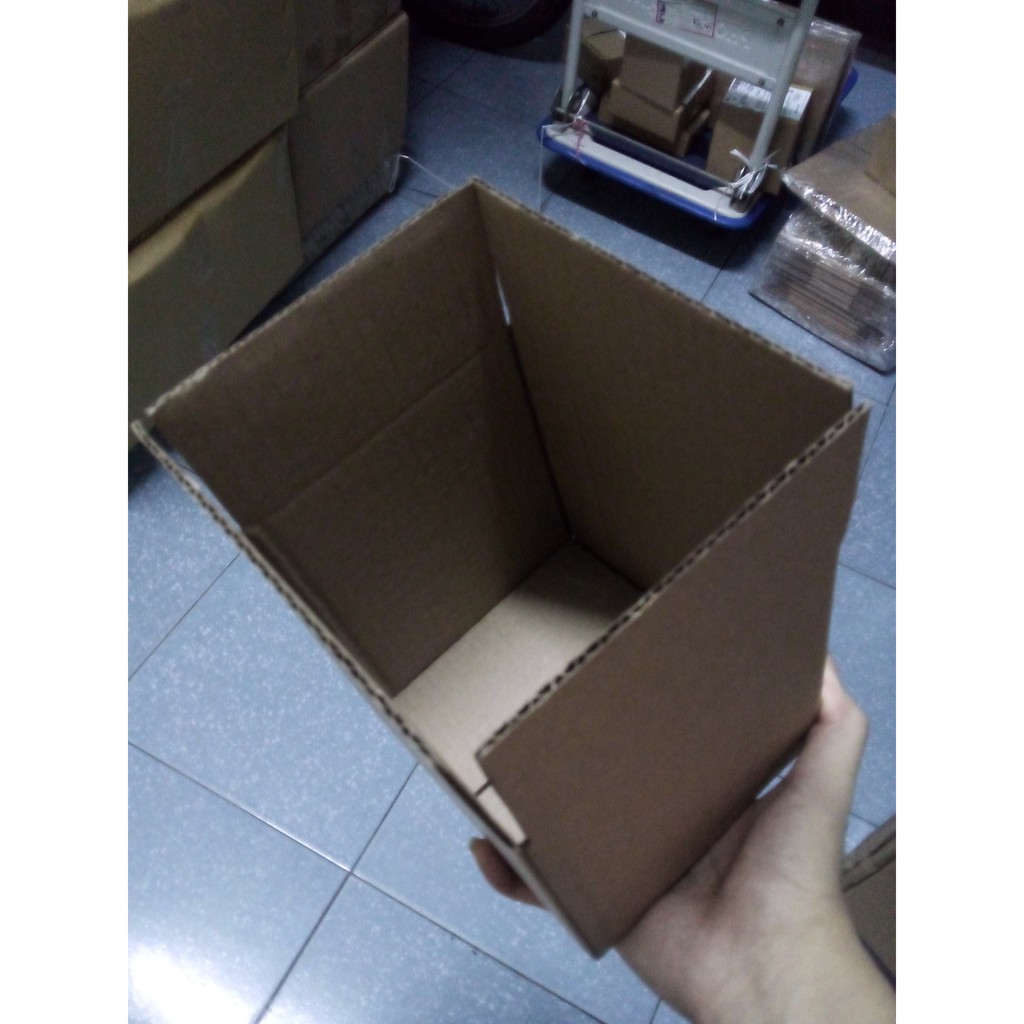 Hộp carton 15 x 13 x 15cm DOCONU. Thùng gói hàng cỡ nhỏ