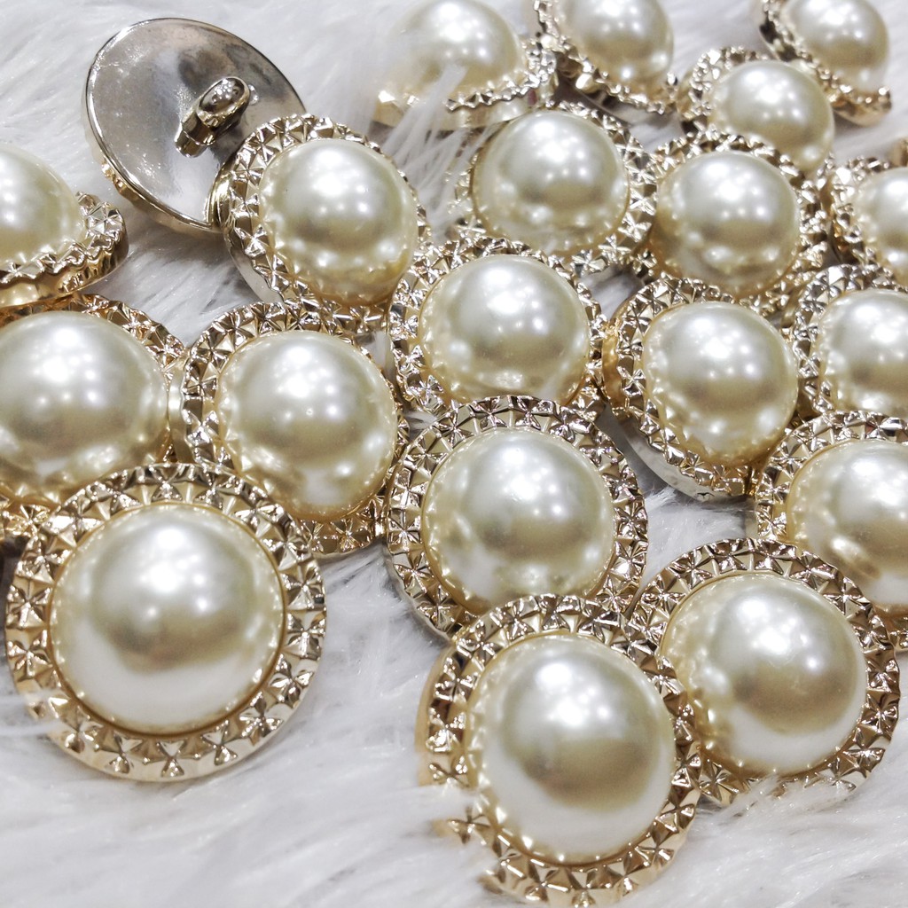 Cúc áo dạ hạt trai viền vàng nút khoác tweed kem đính kết trang phục nhiều size