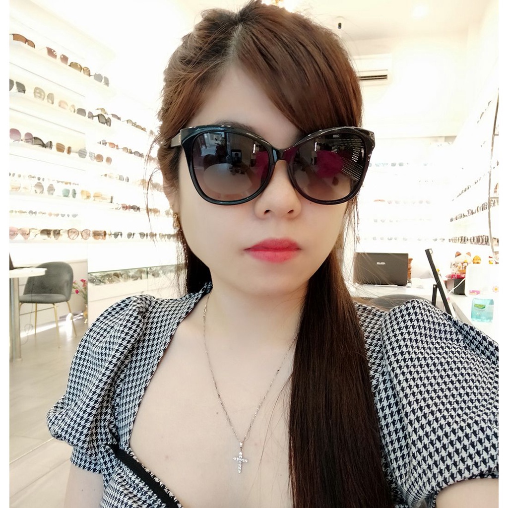 Kính mát thời trang Tomford TF9308 01J chính hãng, thiết kế dễ đeo bảo vệ mắt