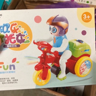 Sỉ đồ chơi trung thu, đồ chơi em bé đi xe tự động bốc đầu quay 360 độ trông rất ngộ nghĩnh