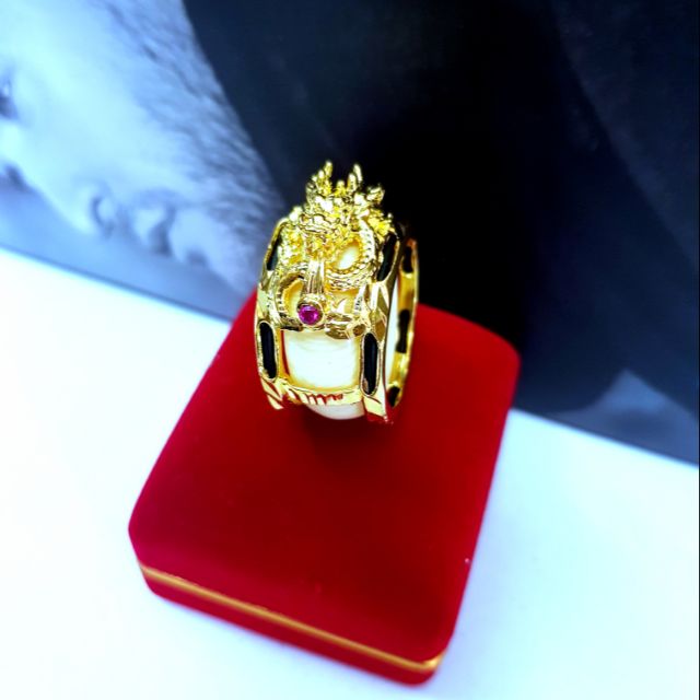 Nhẫn nam đầu rồng mắt đỏ