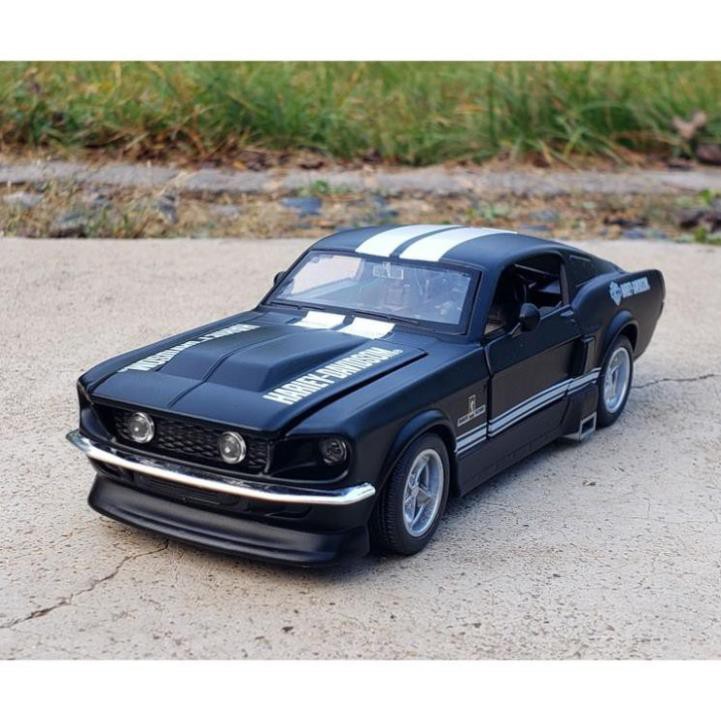 Mô hình xe 1967 Ford Mustang GT 1:32 Proswon