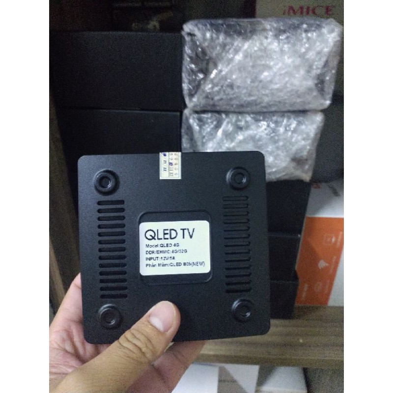 Tivi box QLed 4Gb Rom 32gb