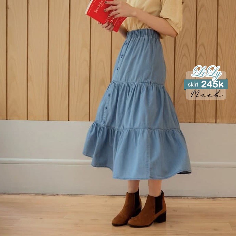 Lily Skirt - Chân váy 3 tầng nút giữa - Meek Fashion