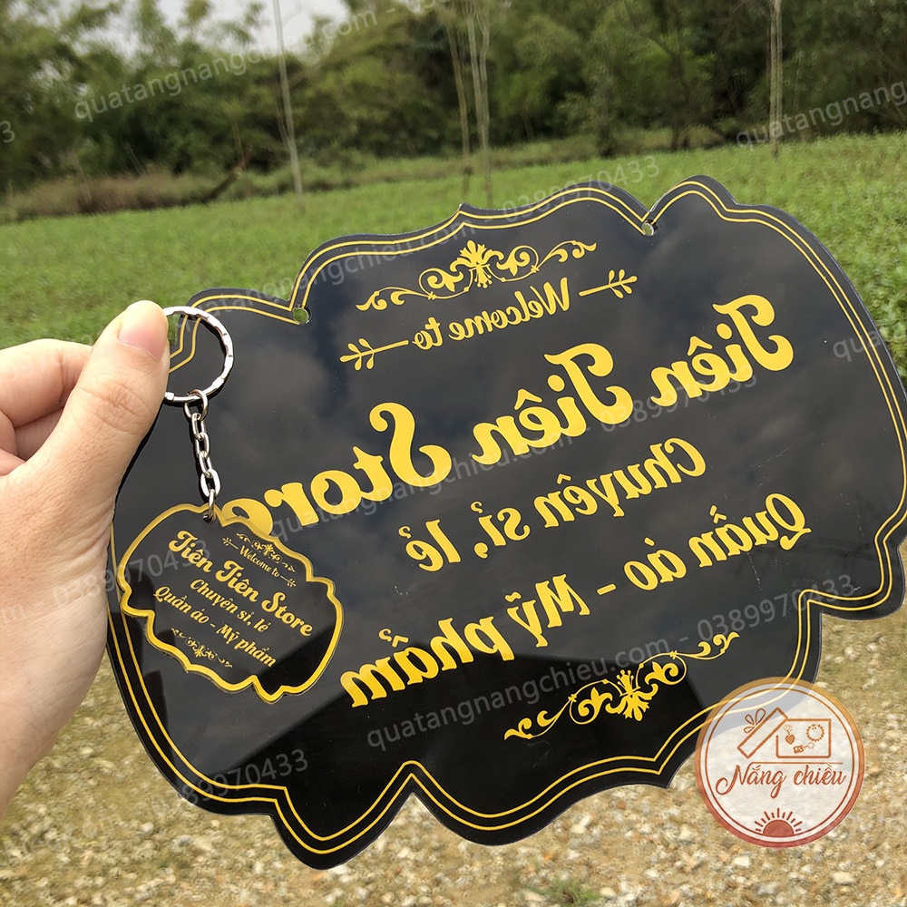 Bảng hiệu livestream, đạo cụ bán hàng online, chụp hình sản phẩm, chất liệu mica sáng bóng