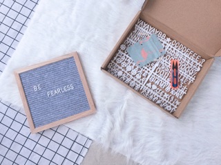 Bảng gắn chữ nỉ