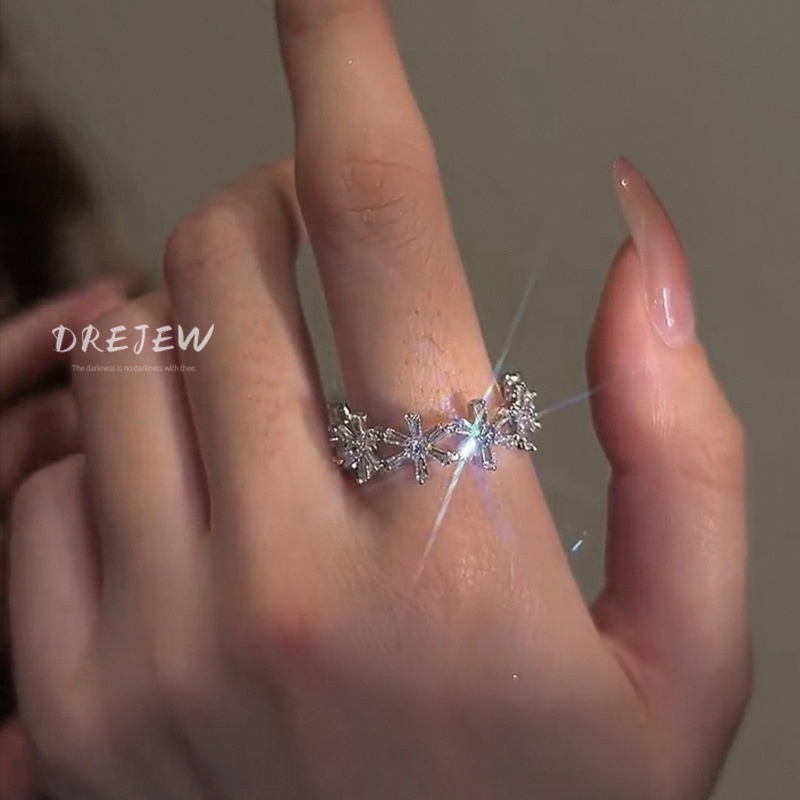 Vòng Đeo Tay Kèm Nhẫn Thiết Kế Hở Hình Hoa Zircon Sang Trọng Phong Cách Hàn Quốc