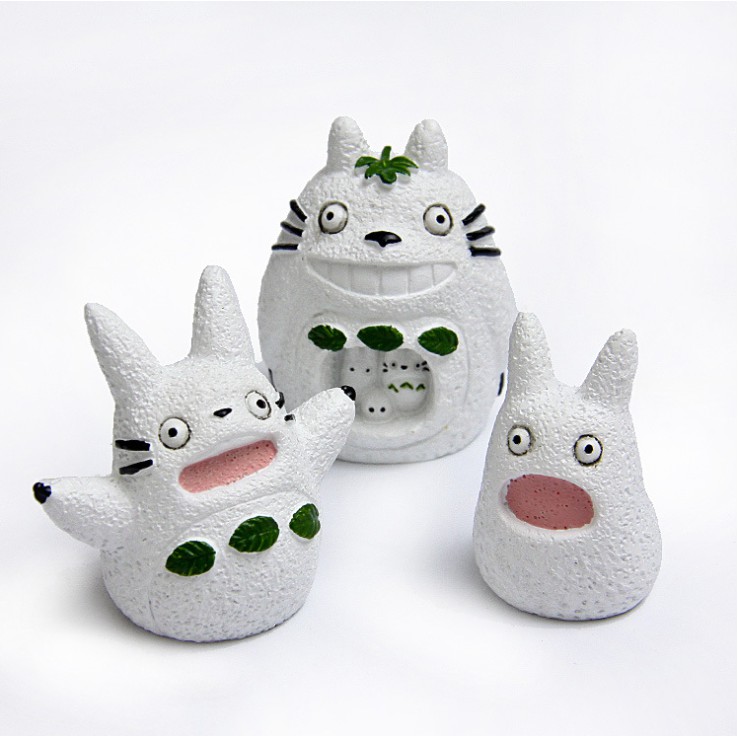 Mô hình Totoro và các bạn nghịch tuyết thích hợp trang trí tiểu cảnh, bể thủy sinh, terrarium, DIY