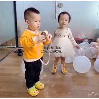 Đồ chơi máy ảnh thổi bong bóng cho bé