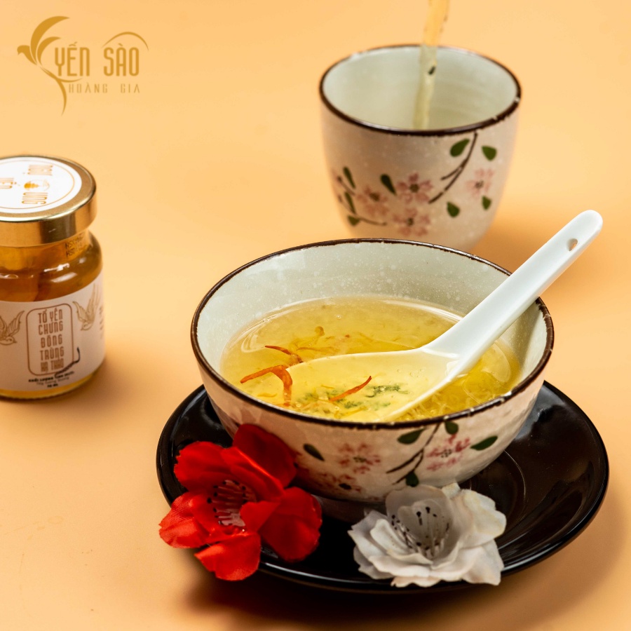 Yến Sào Ngự Cung Hoàng Gia Set 6 hũ nguyên chất đông trùng hạ thảo 70ml