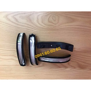 Đèn xi nhan gương kia morning