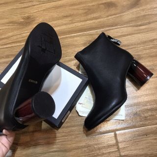 Boot cao cấp
