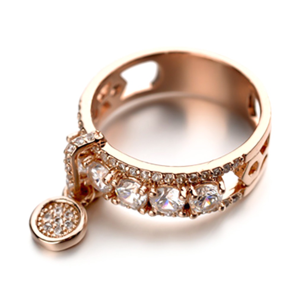 Nhẫn Nữ Đính Đá Kim Cương Nhân Tạo Hình Tròn Sang Trọng