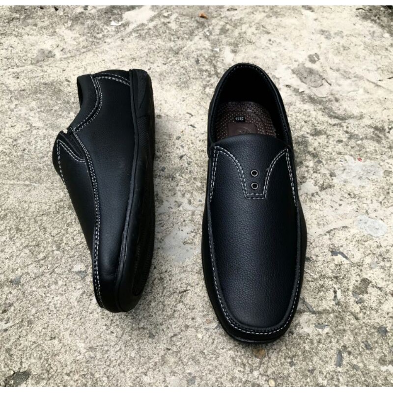 Giày mọi nam _ màu đen ( sản phẩm mới nhất hiện nay) .chất liệu da xí nghiệp cao cấp mềm mại và mang rất êm chân