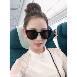 Kính huyền thoại biển xanh