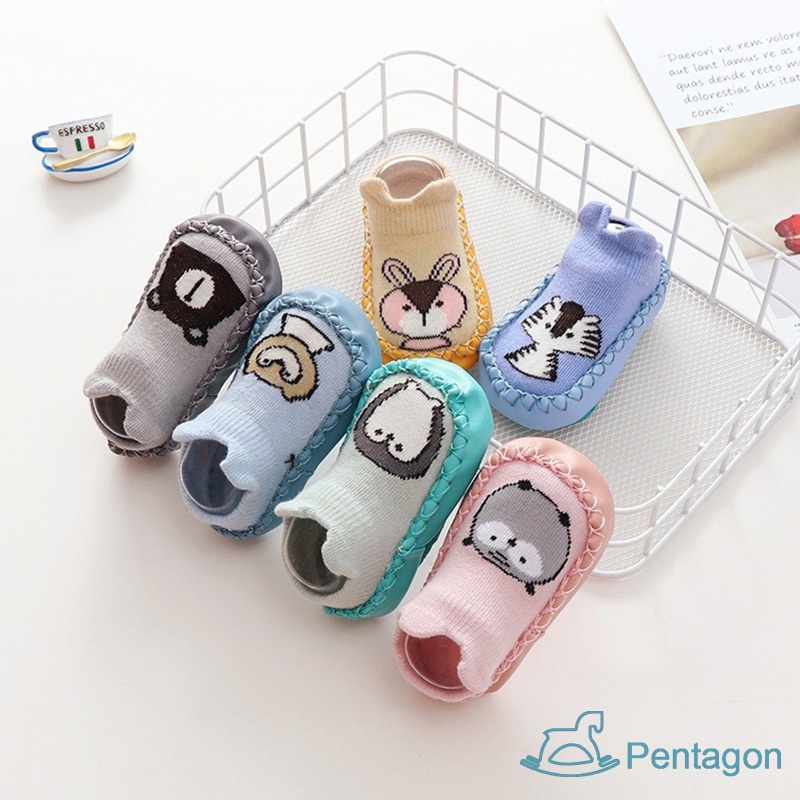 Giày Vớ Da Chống Trượt Họa Tiết Hoạt Hình Phong Cách Phương Tây Thời Trang Cho Trẻ Em