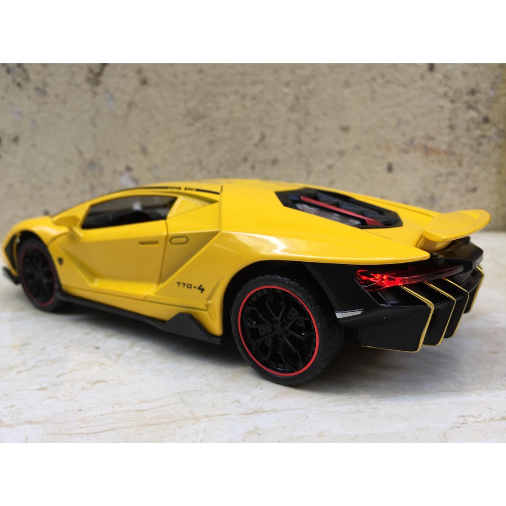 Mô hình xe Lamborghini Centenario LP770-4 - 1:24