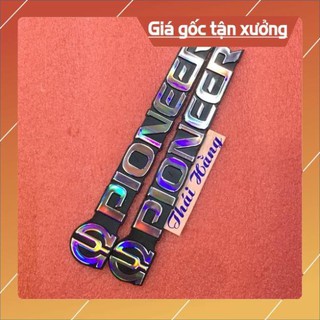 . tem chữ pionneer giá cho 1 đôi .