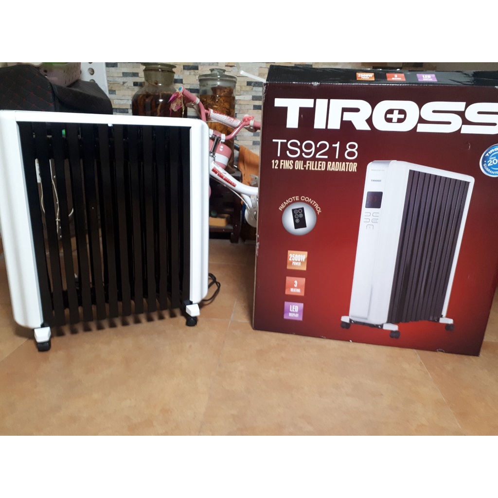 Máy sưởi dầu Tiross TS9215  - Hàng chính hãng